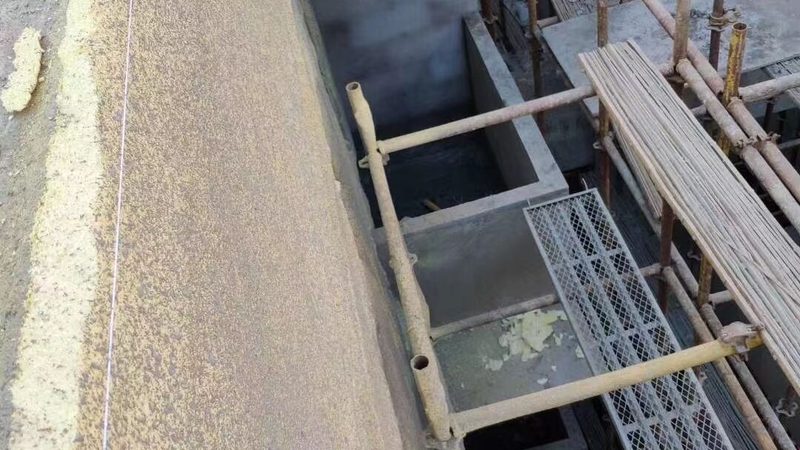 SBS防水卷材屋面施工空鼓处理：原因分析及解决策略