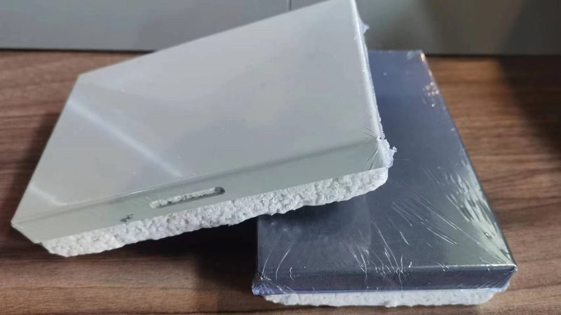 屋顶防水材料：聚氨酯材料的优缺点解析**